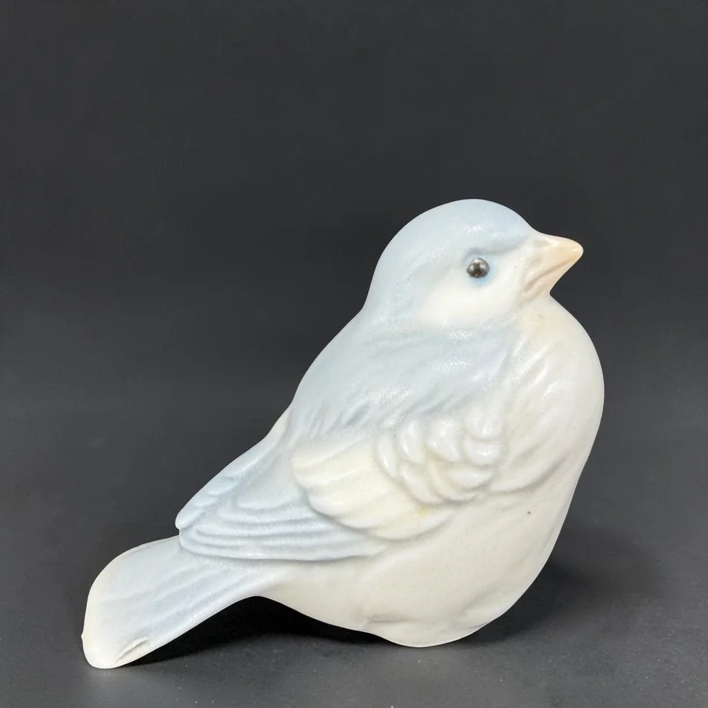 Vintage Blue White Ceramic Bird Figurine Fine Porcelain Songbird 2.5 Inch Decor